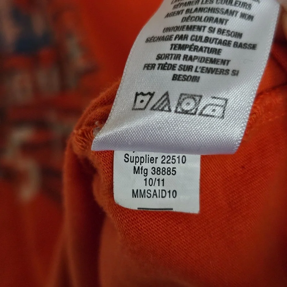 Vintage Y2K 90s Aeropostale T-Shirt Mens Size XL Orange NYC Times Square Graphic